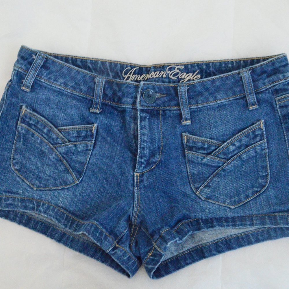 American Eagle denim short-shorts.